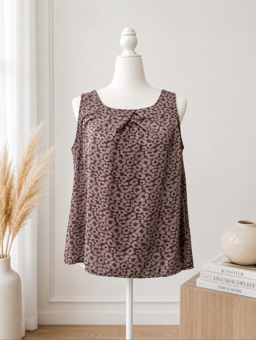 Ann Taylor LOFT Brown Animal Print Sleeveless Blouse Size Petite Large